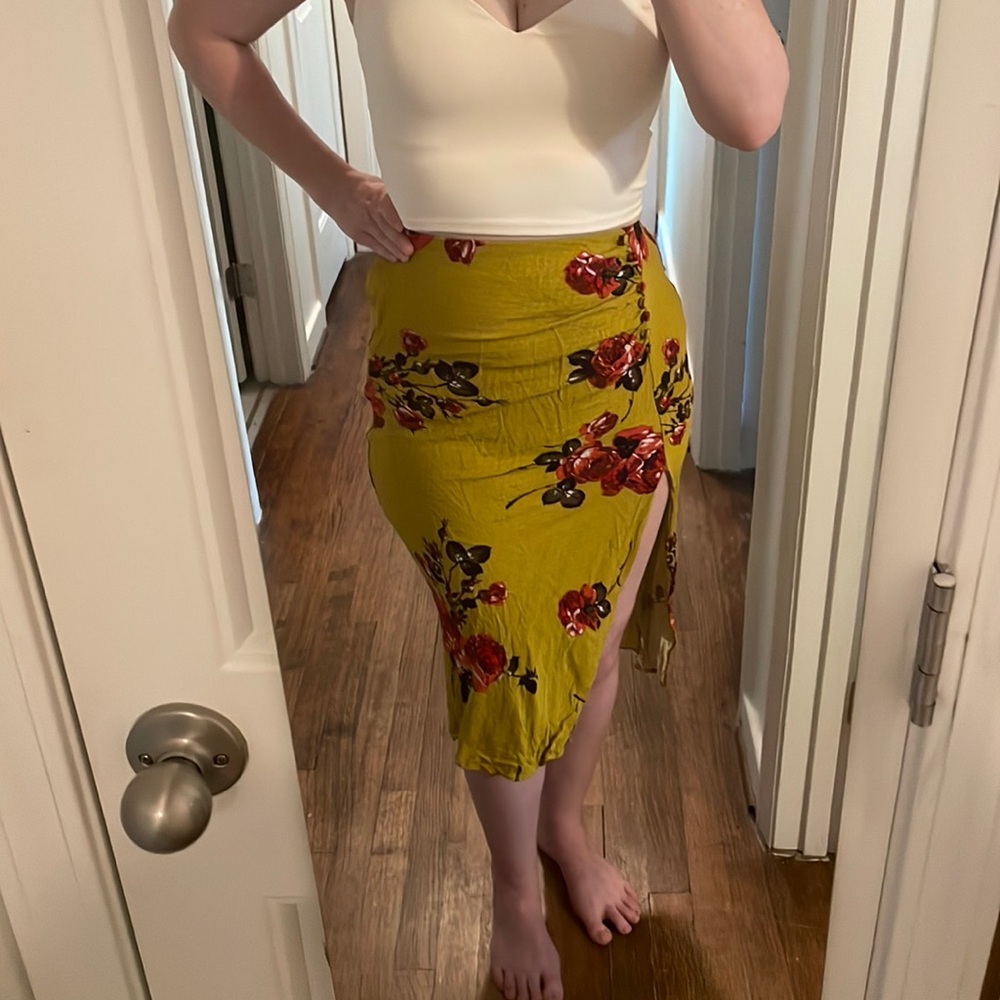 UO Floral midi skirt